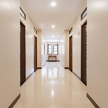 Hotel Reddoorz Near Simpang Dago 2 Bandung Esterno foto