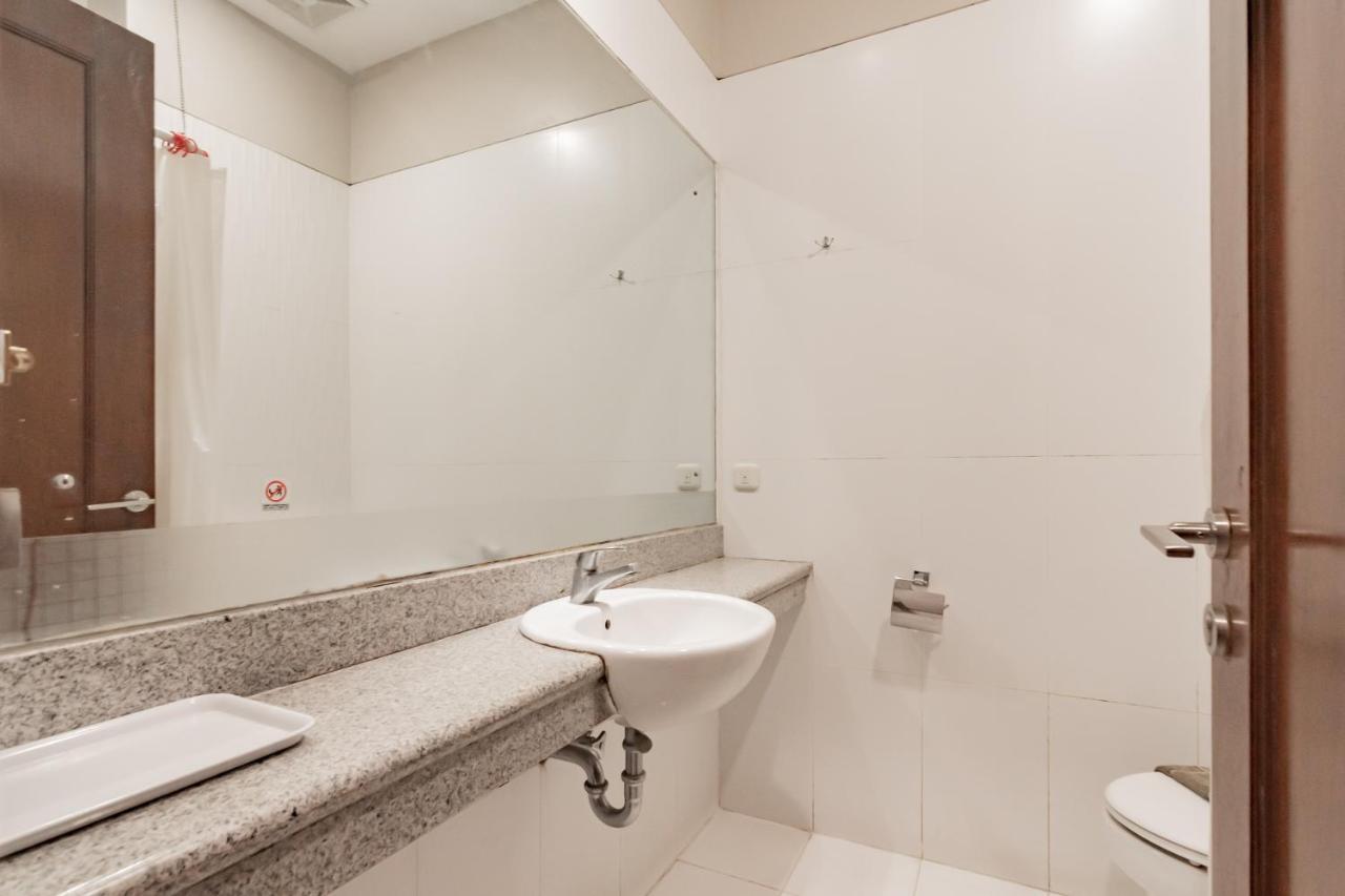 Hotel Reddoorz Near Simpang Dago 2 Bandung Camera foto